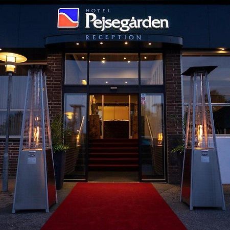 Hotel Pejsegaarden Brædstrup Exterior foto