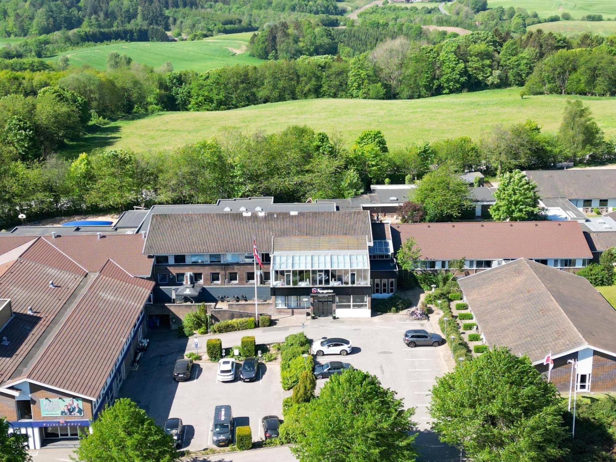 Hotel Pejsegaarden Brædstrup Exterior foto